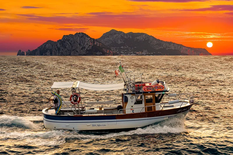 PARTENOPE - Capri Island